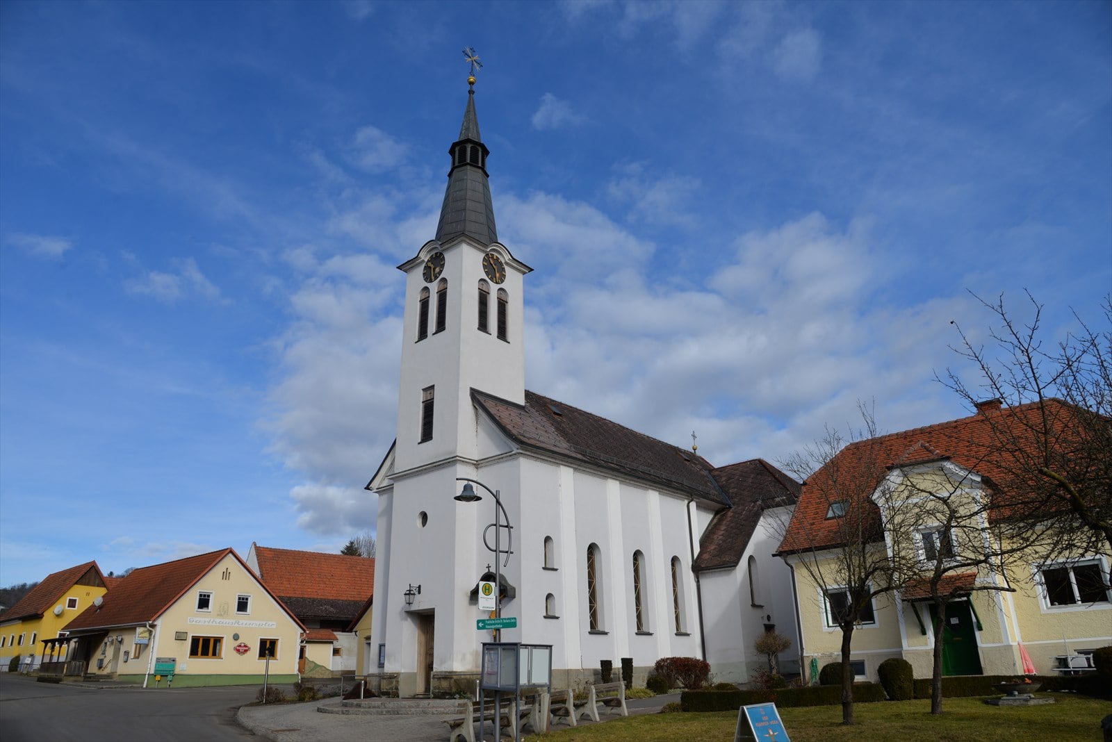 Standortansicht von Pfarrkirche Bierbaum am Auersbach in Sankt Peter am Ottersbach