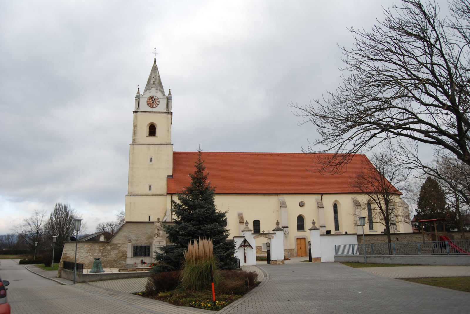 Standortansicht von Pfarrkirche Oslip in Oslip